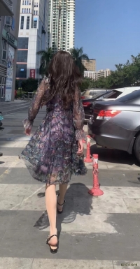 无敌小姨妈的肉丝袜